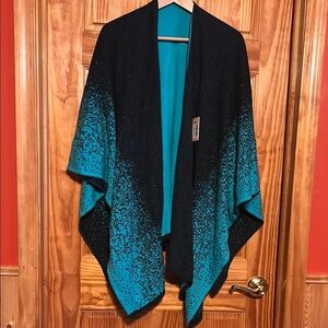 Ecuador Alpacas Black and Teal Women's Reversible Poncho